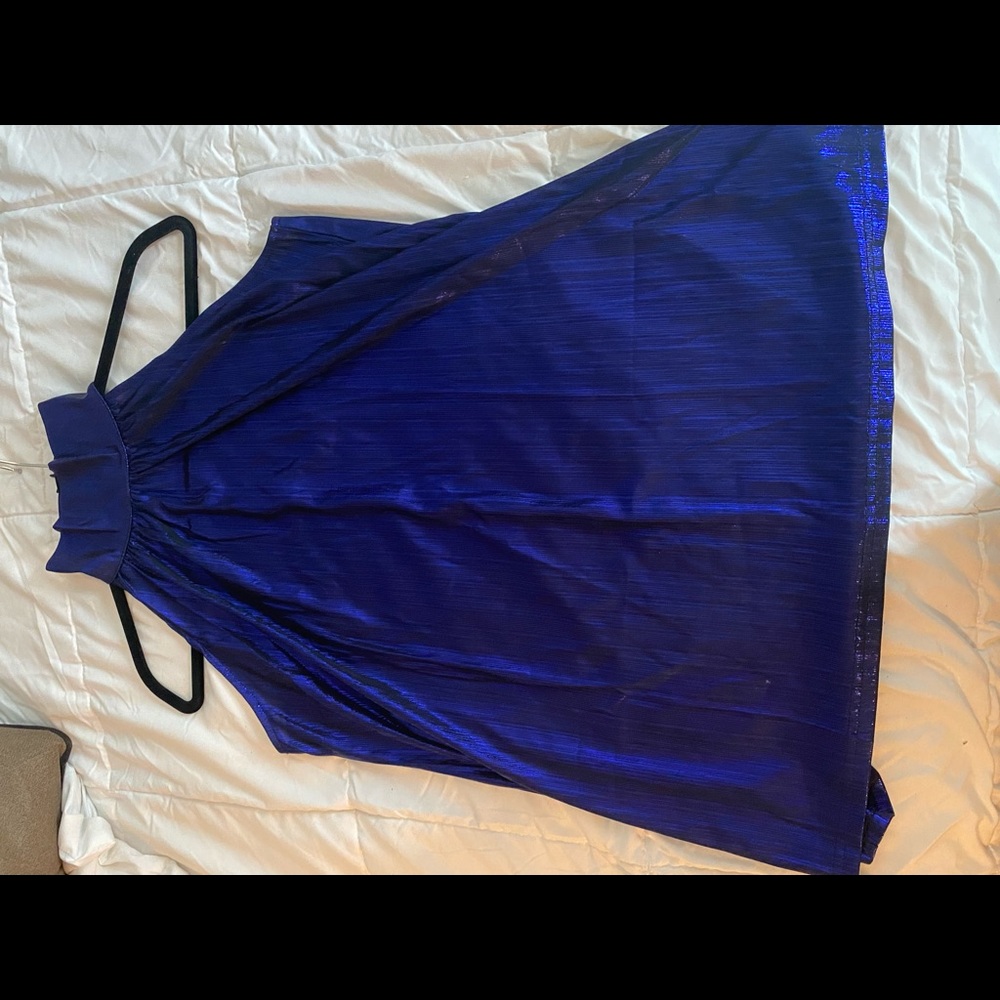 Royal blue dressy sleeveless blouse size XL